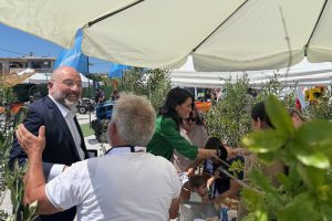 Παρέμβαση-από-την-Κομισιόν-ζητά-ο-Σάκης-Αρναούτογλου-για-τον-αποκλεισμό-αγροτών-από-το-Μέτρο-23