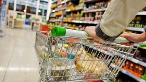Η-ευλογιά-των-αιγοπροβάτων-εκτοξεύει-τις-τιμές-στα-γαλακτοκομικά-–-Η-αδράνεια-πληρώνεται-στο-ράφι