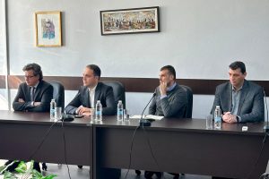 Συνάντηση-εργασίας-στο-ΔΠΘ-με-το-Υπουργείο-Ψηφιακής-Διακυβέρνησης-για-την-Τεχνητή-Νοημοσύνη-και-τα-Ανοικτά-Δεδομένα
