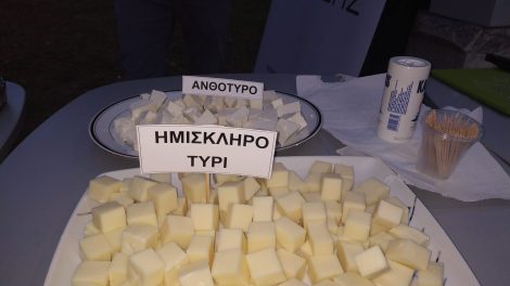 «Η-φέτα-κινδυνεύει-—-όχι-από-τον-εμβολιασμό,-αλλά-από-την-απώλεια-της-ταυτότητάς-της»