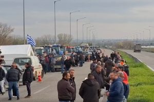 Ομόφωνη-απόφαση-του-Δημοτικού-Συμβουλίου-Μαρωνείας-Σαπών-υπέρ-της-στήριξης-των-αγροτικών-κινητοποιήσεων