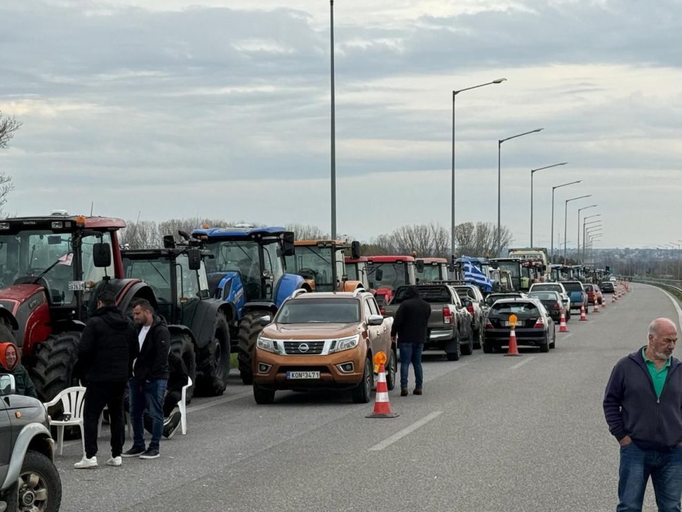 Παύλος-Μαρινάκης-προς-αγρότες:-«Είμαστε-εδώ-για-διάλογο-–-όχι-σε-μαξιμαλιστικά-αιτήματα-και-ασυδοσία»