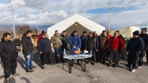 Αγρότες-–-Μπλόκο-Κομοτηνής-:-«Το-μπλόκο-της-Κομοτηνής-ανήκει-μόνο-στους-ανθρώπους-της-υπαίθρου»