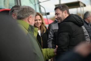 Απάντηση-ΠΑΣΟΚ-σε-Χατζηδάκη-για-τα-αιτήματα-των-αγροτών