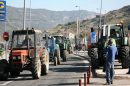 Παραλύει-η-Ελλάδα-για-δύο-24ωρα-από-τα-μπλόκα-των-αγροτών-