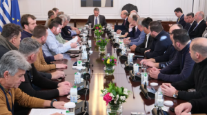 Τι-αποκόμισαν-οι-αγρότες-από-τη-συνάντηση-με-τον-πρωθυπουργό-στο-Μαξίμου-Αγροτικό-πετρέλαιο-χωρίς-ΕΦΚ-και-ΦΠΑ