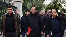 “Με-άδεια-χέρια-οι-αγρότες-από-τη-συνάντηση-με-τον-Πρωθυπουργό-–-Ο-αγώνας-όχι-μόνο-συνεχίζεται-αλλά-δυναμώνει”