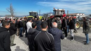 ΜΙΧΑΛΗΣ-ΚΑΤΡΙΝΗΣ-:-«Οι-αγρότες-δεν-χρειάζονται-προσχηματικές-επιτροπές,-αλλά-λύσεις»