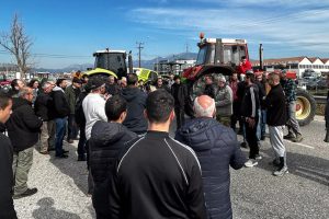ΜΙΧΑΛΗΣ-ΚΑΤΡΙΝΗΣ-:-«Οι-αγρότες-δεν-χρειάζονται-προσχηματικές-επιτροπές,-αλλά-λύσεις»