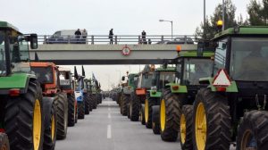 oι-αγρότες-κατεβαίνουν-με-τα-τρακτέρ-στην-Αθήνα-τη-Δευτέρα-9/2