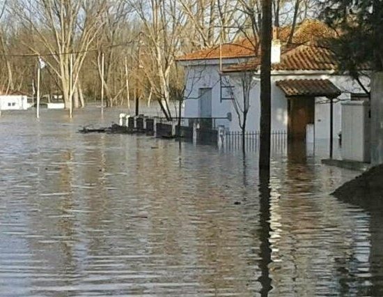 ΑΚΚΕΛ:-«Οι-άριστοι-του-ΥΠΑΑΤ-ζητάνε-έως-27-Φεβρουαρίου-φωτογραφίες-από-χωράφια-που-είναι-κάτω-από-το-νερό.-Η-γελοιότητα-στο-μεγαλείο-της»
