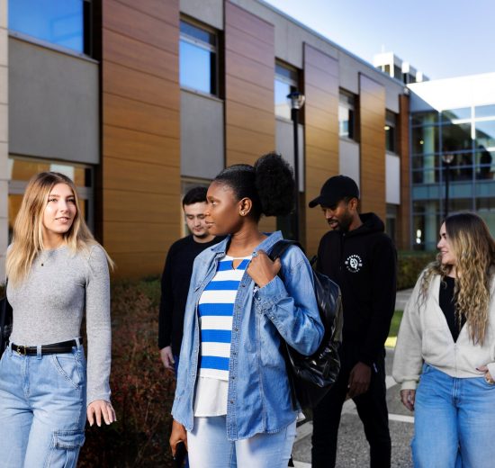 Νέο-μή-Κρατικό-Πανεπιστήμιο-σε-συνεργασία-με-την-Αμερικανική-Γεωργική-Σχολή-(afs).