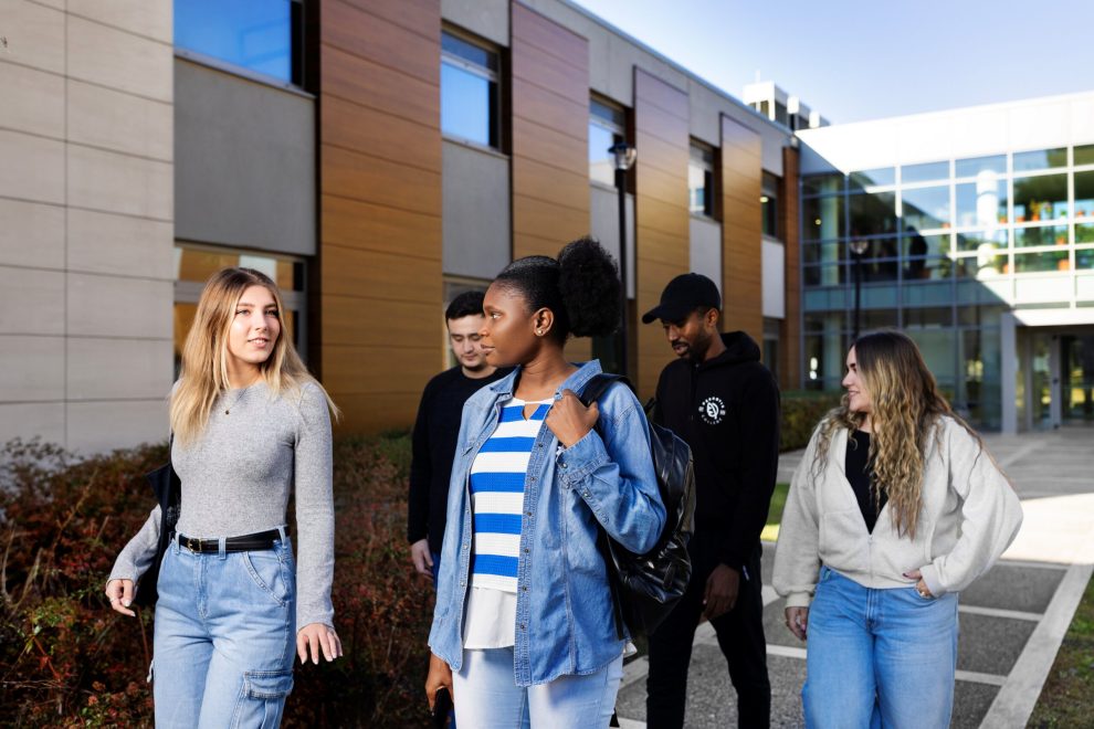 Νέο-μή-Κρατικό-Πανεπιστήμιο-σε-συνεργασία-με-την-Αμερικανική-Γεωργική-Σχολή-(afs).