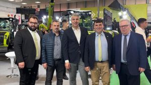 Επίσκεψη-του-περιφερειάρχη-ΑΜΘ,-Χριστόδουλου-Τοψίδη,-στην-Διεθνή-Έκθεση-agrotika-στη-Θεσσαλονίκη
