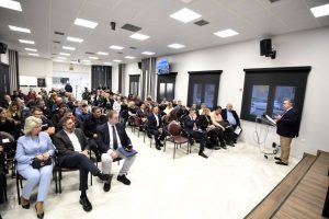 «Οστρακοκαλλιέργεια:-Προκλήσεις-και-Προτάσεις-για-το-Μέλλον»