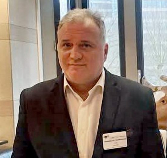 Μηνυτήρια-Αναφορά-στον-εισαγγελέα-Πρωτοδικών-Μυτιλήνης-υπέβαλλε-το-ΑΚΚΕΛ-για-ενδεχόμενη-τέλεση-αξιόποινων-πράξεων-της-κυβέρνησης-λόγω-της-διακοπής-παραλαβής-γάλακτος-από-9.000-κτηνοτροφικές-μονάδες