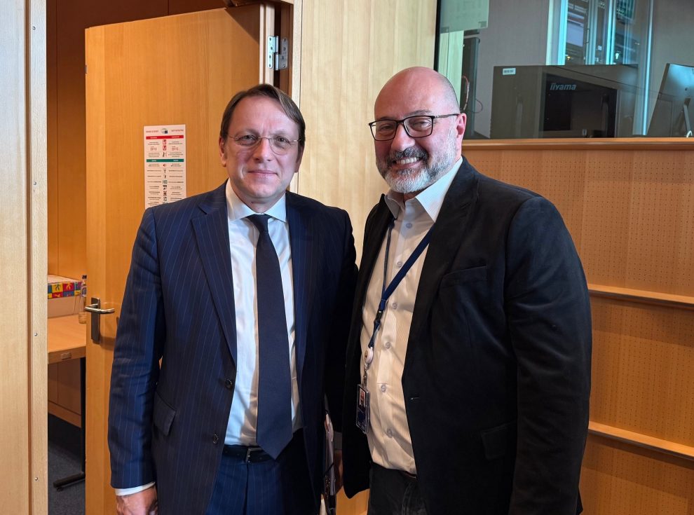 Επίτροπος-Βάρχελι-προς-Αρναούτογλου:-«Θα-στηρίξουμε-τους-Έλληνες-κτηνοτρόφους-σε-κάθε-βήμα»-–-Δέσμευση-για-χρηματοδότηση,-αποζημιώσεις-και-ανασύσταση-ζωικού-κεφαλαίου.