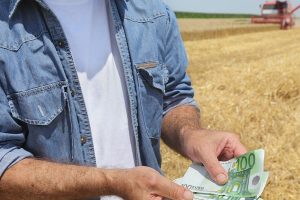 Ερώτηση-Βουλευτών-για-μη-υλοποίηση-εξαγγελίας-Πρωθυπουργού-για-καταβολή-160-εκατ.-ευρώ-προς-αγρότες-και-κτηνοτρόφους
