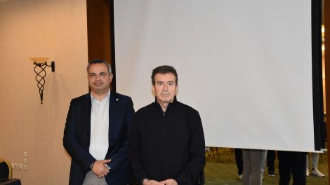 Συνάντηση-αντιπροσωπείας-της-Ένωσης-Αξιωματικών-ΕΛΑΣ.-ΑΜΘ-με-τον-Υπουργό-Προστασίας-του-Πολίτη-Μιχάλη-Χρυσοχοΐδη