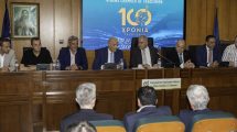 Στη-συνεδρίαση-του-eea-ο-Υπουργός-Εθνικής-Άμυνας,-Νίκος-Δένδιας-–-Τι-είπε-για-τον-ρόλο-των-μικρομεσαίων-(videos)