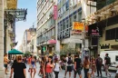 Θερινές-εκπτώσεις-2026:-Πότε-ξεκινούν-και-τι-ισχύει-για-την-Κυριακή-με-ανοιχτά-καταστήματα