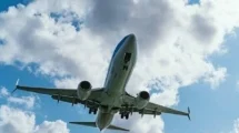 Ευρωπαϊκή-Ένωση:-Συμφωνία-για-τις-πτήσεις-Τι-θα-ισχύει-για-καθυστερήσεις,-χειραποσκευές-και-αποζημιώσεις