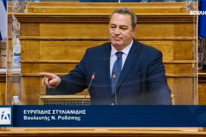 Ο-ΕΥΡΙΠΙΔΗΣ-ΣΤ.-ΣΤΥΛΙΑΝΙΔΗΣ-ΕΙΣΗΓΕΙΤΑΙ:-ΚΑΤΑΡΓΗΣΗ-ΤΩΝ-ΠΟΛΙΤΙΚΩΝ-ΕΓΚΛΗΜΑΤΩΝ-ΚΑΙ-ΚΑΜΙΑ-ΑΝΟΧΗ-ΣΤΗΝ-ΤΡΟΜΟΚΡΑΤΙΑ