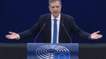 Γ.-ΑΥΤΙΑΣ-:-ΕΠΕΙΓΟΥΣΑ-ΧΡΗΜΑΤΟΔΟΤΗΣΗ-ΣΕ-ΜΙΚΡΟΜΕΣΑΙΟΥΣ-ΚΑΙ-ΠΕΡΙΦΕΡΕΙΕΣ