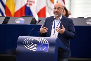 Σάκης-Αρναούτογλου:-«Η-Ευρώπη-χρειάζεται-εμπορικές-συμφωνίες-που-προστατεύουν-τους-πολίτες-και-τους-παραγωγούς»