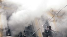 Συνελήφθη-στην-Αγγλία-η-46χρονη-για-τον-εμπρησμό-της-marfin-το-2010