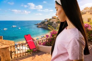 tο-freenow-by-lyft-είναι-διαθέσιμο-σε-περισσότερους-από-20-καλοκαιρινούς-προορισμούς-σε-όλη-την-Ελλάδα