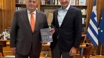 Συγχαρητήρια-του-Κυριάκου-Μητσοτάκη-στον-Ευριπίδη-Στυλιανίδη-για-την-άψογη-υποστήριξη-της-Κεντρικής-εισήγησης-για-την-Αναθεώρηση-του-Συντάγματος