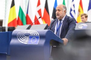 Επιστολή-21-Ευρωβουλευτών-από-16-χώρες-με-πρωτοβουλία-Δημ.-Τσιόδρα:-Η-Κομισιόν-να-λάβει-αποφασιστικά-μέτρα-για-τις-αδικαιολόγητα-διαφορετικές-τιμές-σε-παρόμοια-προϊόντα-στην-ΕΕ
