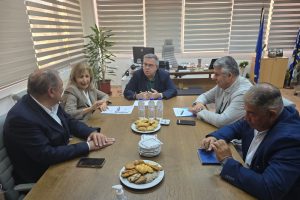 Συνάντηση-Γραμματέα-ΑΔΜΘ-με-τους-Περιφερειάρχες-και-τους-Προέδρους-των-ΠΕΔ-της-Κεντρικής-και-Ανατολικής-Μακεδονίας-και-Θράκης