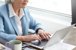 Συνταξιοδότηση:-Ανοιχτό-το-ενδεχόμενο-αλλαγών-στα-όρια-ηλικίας-μετά-το-2030