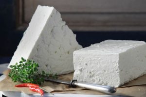 Τι-γίνεται-με-την-ελληνική-φέτα;-–-Ανησυχία-λόγω-της-ευλογιάς-των-αιγοπροβάτων