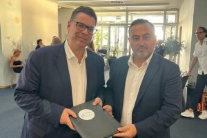 Τις-6-βασικές-αναπτυξιακές-προτεραιότητες-του-δήμου-Ιάσμου-παρουσίασε-σε-συνάντηση-με-κυβερνητικό-κλιμάκιο-ο-δήμαρχος-Ιάσμου-Ιμάμ-Τζανέρ