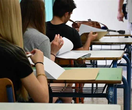 Πανελλήνιες:-Τι-γίνεται-με-το-Εθνικό-Απολυτήριο-–-Το-σενάριο-των-διπλών-εξετάσεων