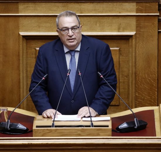 ΚΑΤΑΠΕΛΤΗΣ-ΚΑΤΑ-ΤΗΣ-ΑΝΤΙΠΟΛΙΤΕΥΣΗΣ-Ο-ΕΥΡΙΠΙΔΗΣ-ΣΤ.-ΣΤΥΛΙΑΝΙΔΗΣ-ΣΤΗΝ-ΤΕΛΙΚΗ-ΣΥΝΕΔΡΙΑΣΗ-ΓΙΑ-ΤΟ-ΣΥΝΤΑΓΜΑ-:-«ΔΕΝ-ΨΗΦΙΖΕΤΑΙ-ΟΥΤΕ-ΤΙΣ-ΠΡΟΤΑΣΕΙΣ-ΣΑΣ»