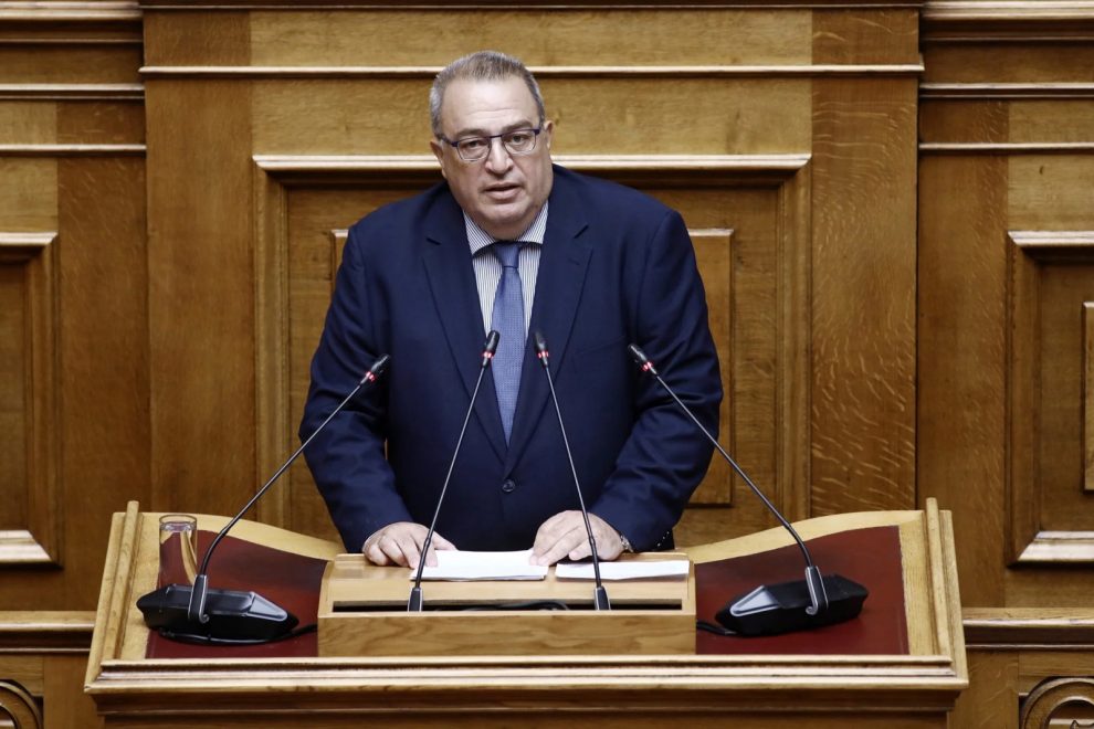 ΚΑΤΑΠΕΛΤΗΣ-ΚΑΤΑ-ΤΗΣ-ΑΝΤΙΠΟΛΙΤΕΥΣΗΣ-Ο-ΕΥΡΙΠΙΔΗΣ-ΣΤ.-ΣΤΥΛΙΑΝΙΔΗΣ-ΣΤΗΝ-ΤΕΛΙΚΗ-ΣΥΝΕΔΡΙΑΣΗ-ΓΙΑ-ΤΟ-ΣΥΝΤΑΓΜΑ-:-«ΔΕΝ-ΨΗΦΙΖΕΤΑΙ-ΟΥΤΕ-ΤΙΣ-ΠΡΟΤΑΣΕΙΣ-ΣΑΣ»