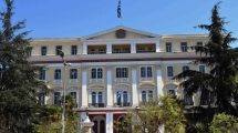 ΣΕ-ΑΛΒΑΝΙΑ-ΚΑΙ-ΜΑΥΡΟΒΟΥΝΙΟ-Η-ΕΠΟΜΕΝΗ-ΔΙΠΛΗ-ΑΠΟΣΤΟΛΗ-ΕΞΩΣΤΡΕΦΕΙΑΣ-ΤΟΥ-ΥΜΑΘ.-Τίρανα-και-Ποντγκόριτσα-οι-επόμενοι-σταθμοί