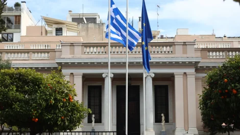 «Να-χαμηλώσει-η-ένταση-που-δεν-την-έχουμε-ανεβάσει-εμείς»,-κυβερνητικές-πηγές-για-Ερντογάν