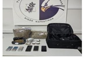 Από-αστυνομικούς-του-Τμήματος-Δίωξης-και-Εξιχνίασης-Εγκλημάτων-Καβάλας-συνελήφθησαν-3-ημεδαποί-για-διακίνηση-ναρκωτικών