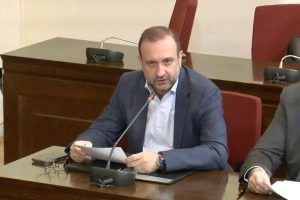 ΟΕΕ:-nα-μετατεθούν-οι-προθεσμίες-για-ηλεκτρονική-τιμολόγηση-και-ψηφιακό-δελτίο-αποστολής