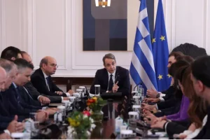Νέα-μέτρα:-120-δόσεις-για-ληξιπρόθεσμες-οφειλές,-ελάφρυνση-στο-πετρέλαιο-κίνησης,-αυστηρότεροι-όροι-στους-servicers