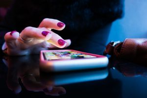 Η-ΕΛΑΣ-συμβουλεύει:-Προσοχή-σε-νέα-sms-απάτη-που-μοιάζει-να-έρχεται-από-το-gov.gr